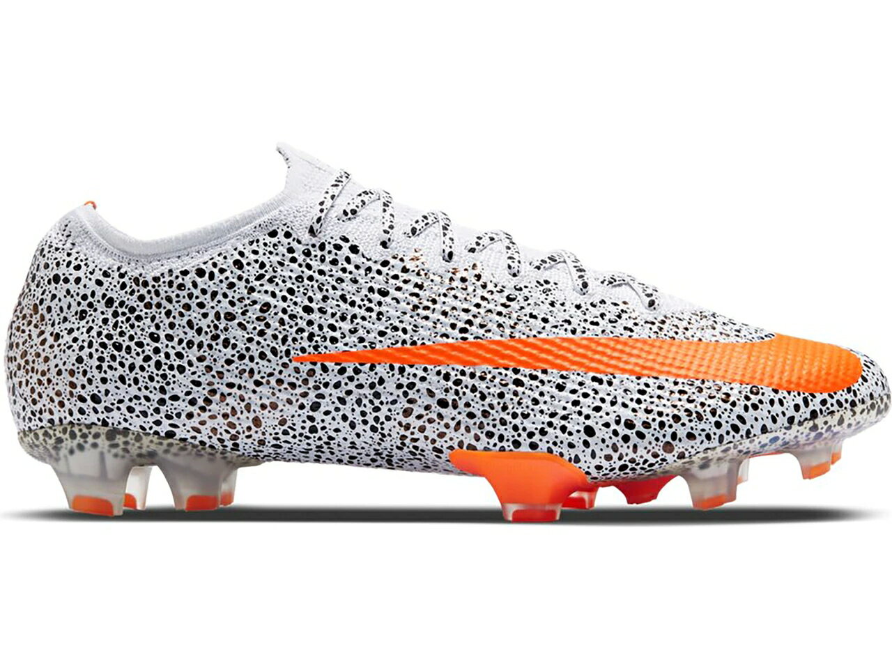 ナイキ NIKE サーティーン エリート スニーカー 【 13 MERCURIAL VAPOR ELITE CR7 FG SAFARI WHITE BLACKTOTAL ORANGE 】