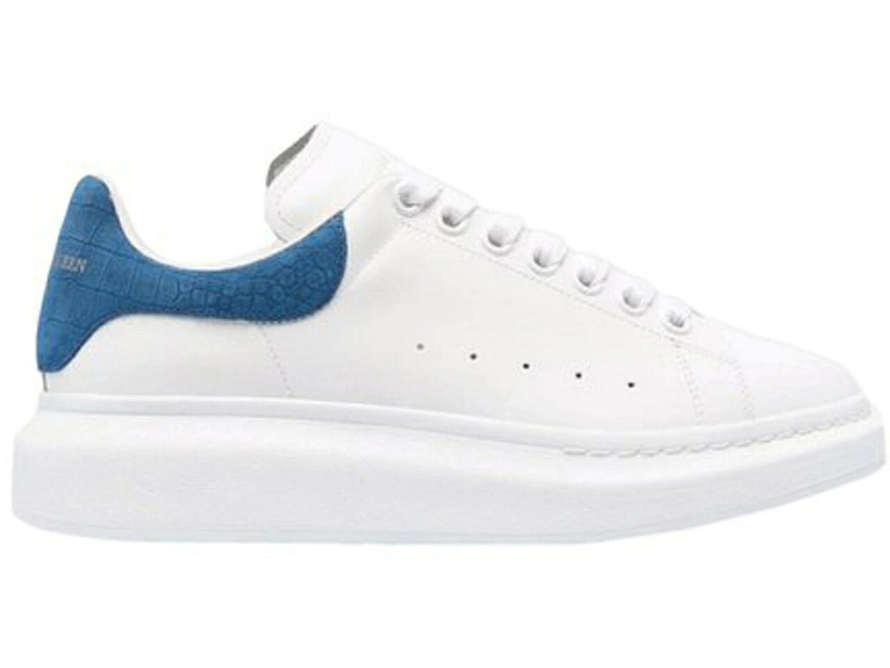 アレキサンダーマックイーン 白色 ホワイト 青色 ブルー スニーカー メンズ 【 ALEXANDER MCQUEEN ALEXANDER MCQUEEN OVERSIZED WHITE BLUE CROC / WHITE BLUE 】