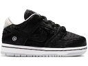 iCL GXr[ _N F ubN F zCg _N[ y NIKE SB DUNK LOW MEDICOM TOY (2020) (TD) / BLACK VACHETTA TAN WHITE BLACK z