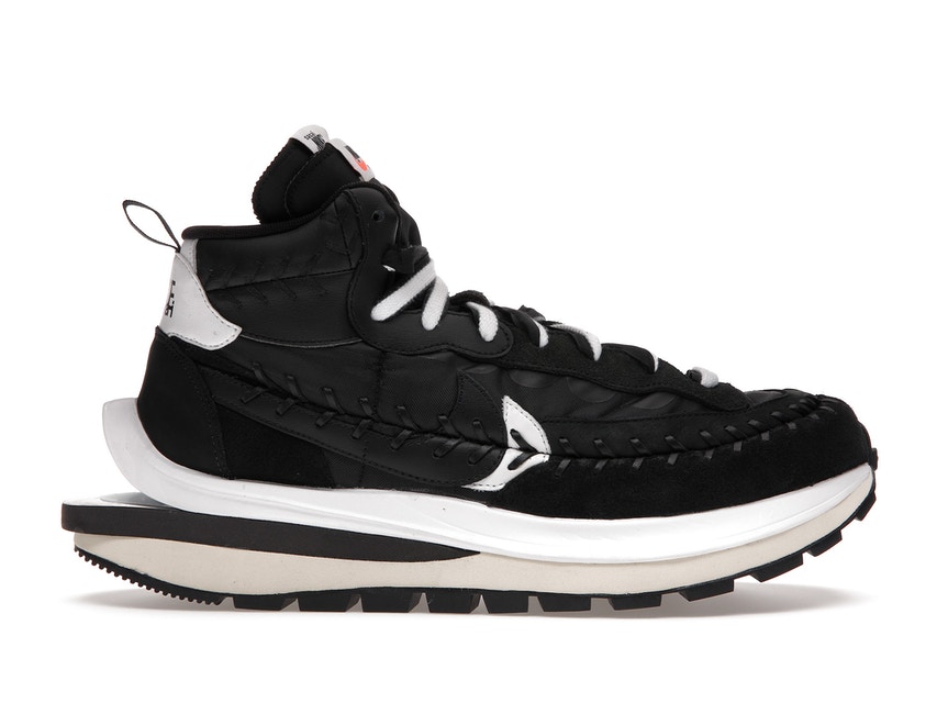 ナイキ NIKE ポール 黒色 ブラック スニーカー 【 VAPORWAFFLE SACAI JEAN PAUL GAULTIER BLACK WHITE BLACKWHITE 】