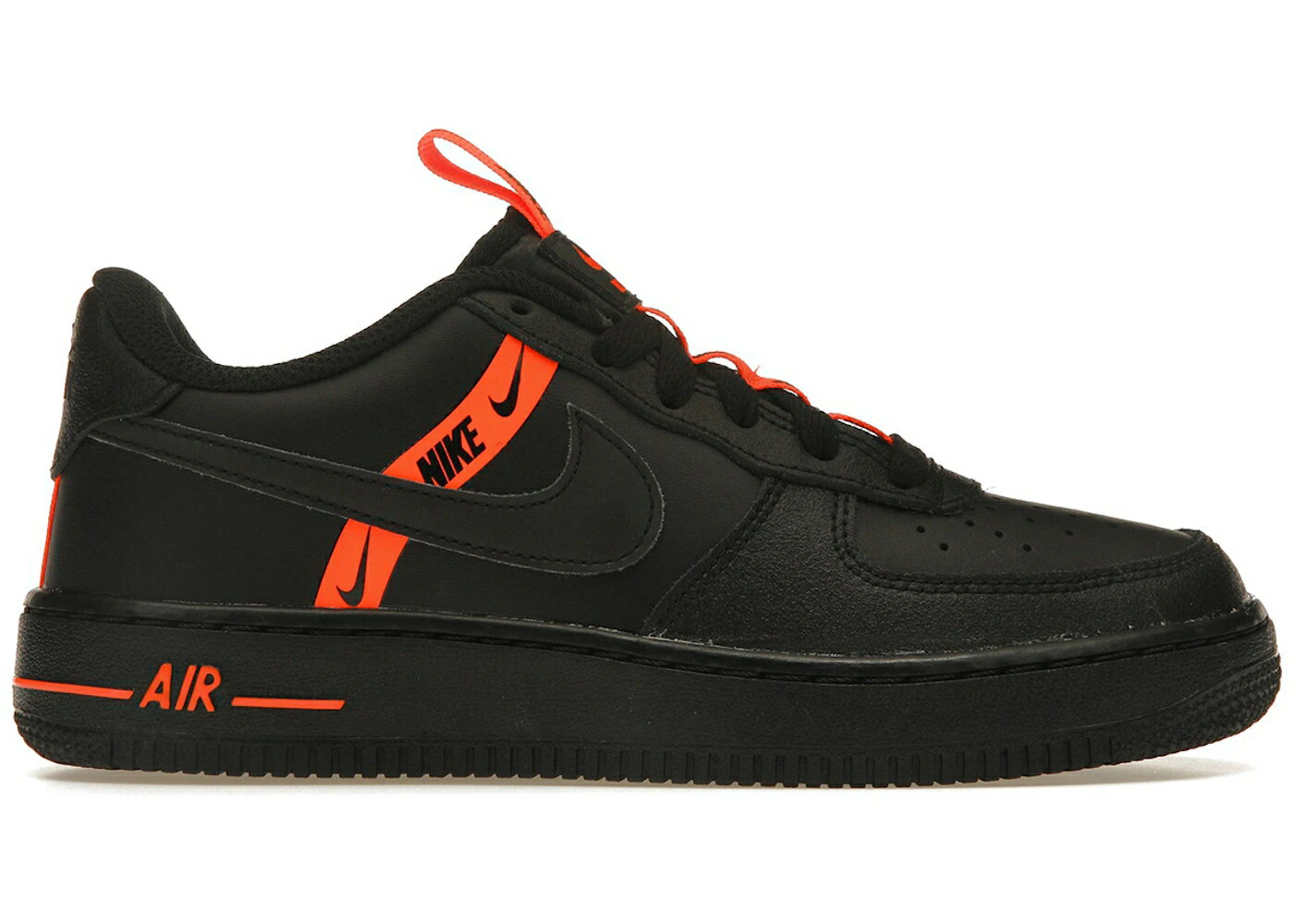 NIKE - ナイキ 黒色 ブラック 橙 オレンジ エアフォース ジュニア キッズ NIKE AIR FORCE 1 LOW LV8 KSA WORLDWIDE PACK BLACK TOTAL ORANGE (GS) / BLACK TOTAL ORANGE BLACK ベビー マタニティ スニーカー
