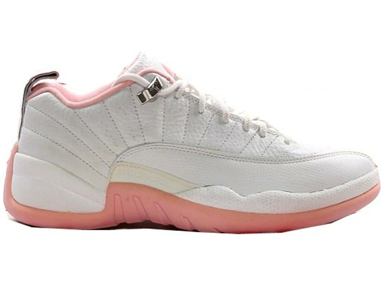 ナイキ ジョーダン レアル ピンク 白色 ホワイト 銀色 シルバー WOMEN'S レディース 【 JORDAN 12 RETRO LOW REAL PINK (WOMEN'S) / WHITE REAL PINK METALLIC SILVER 】 キッズ ベビー マタニティ スニーカー