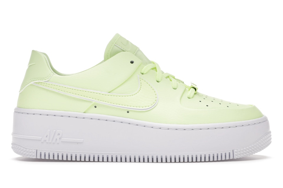 ナイキ NIKE エアフォース レディース スニーカー 【 1 SAGE LOW BARELY VOLT WOMENS VOLTWHITEBARELY 】