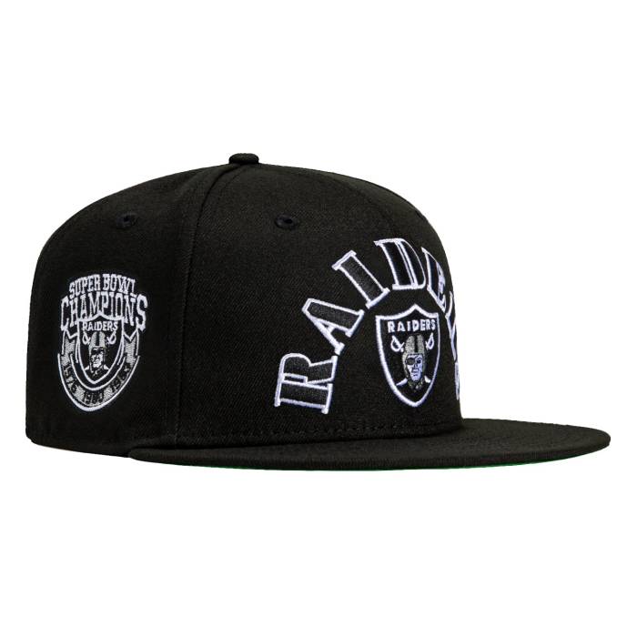 ニューエラ New Era 【 Las Vegas Raiders 3X Super Bowl Champions Patch Arch Hat Men Black 】 ベガス レイダース バッグ 小物 ブランド雑貨 帽子 メンズ帽子 キャップ メンズ 黒色 ブラック(4)
