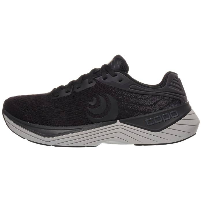 ȥݥå Topo Athletic  Ultrafly 5 Men Black/Charcoal  ݡ ȥɥ ˥ ޥ饽 塼 󥺥塼   ֥å 㥳