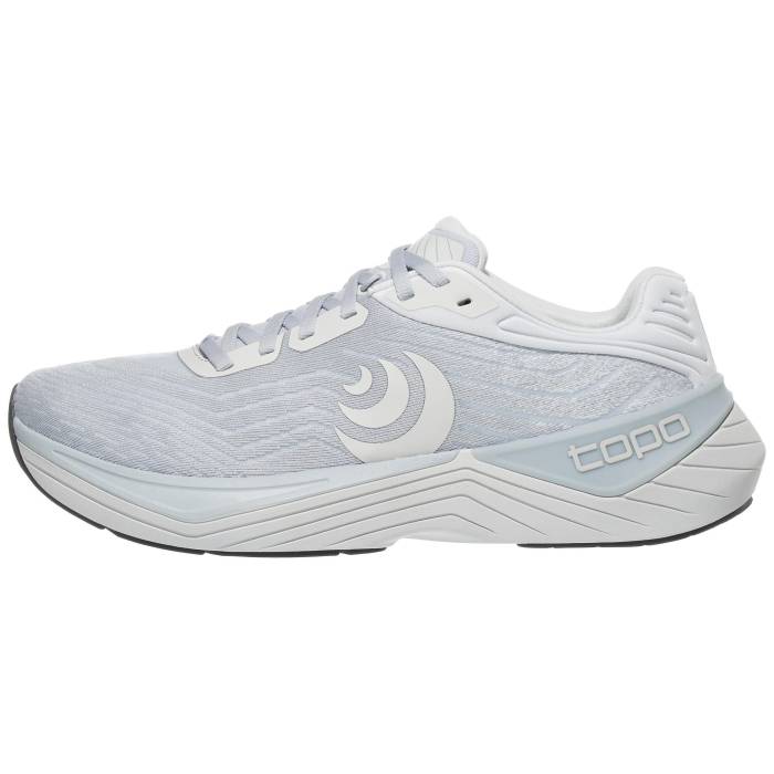 トポアスレチック Topo Athletic 【 Ultrafly 5 Men Grey/Grey 】 スポーツ アウトドア ランニング マラソン シューズ メンズシューズ メンズ 灰色 グレー