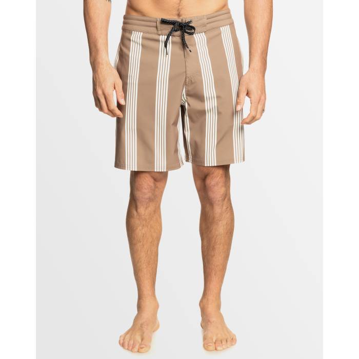 クイックシルバー Quiksilver 【 Mens Surfsilk Street Trunk 18" Boardshorts Mens Portabella 】 メンズ street ストリート メンズファッション 水着 メンズ