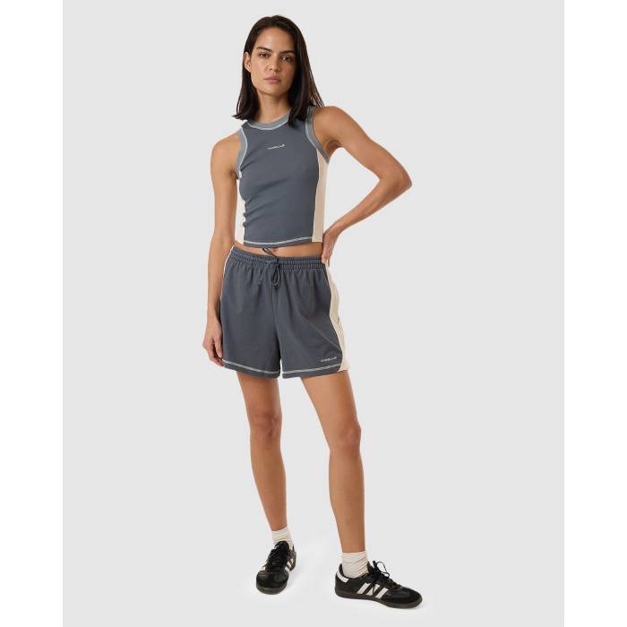 Thrills 【 Womens Grip Jersey Short Womens Dark Slate 】 レディース ジャージ レディースファッシ..