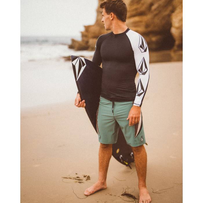 ܥ륳 Volcom  Mens Surf Vitals Jack Robinson Mod Boardshorts Mens Fir ...