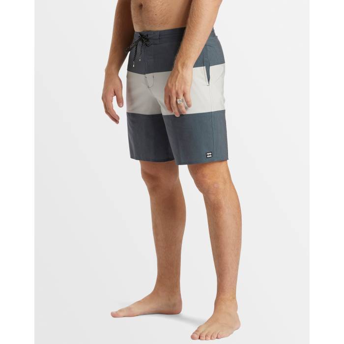 ビラボン Billabong 【 Mens Throw On 19" Boardshorts Mens Slate Green 】 メンズ メンズファッション 水着 メンズ green 緑・グリーン