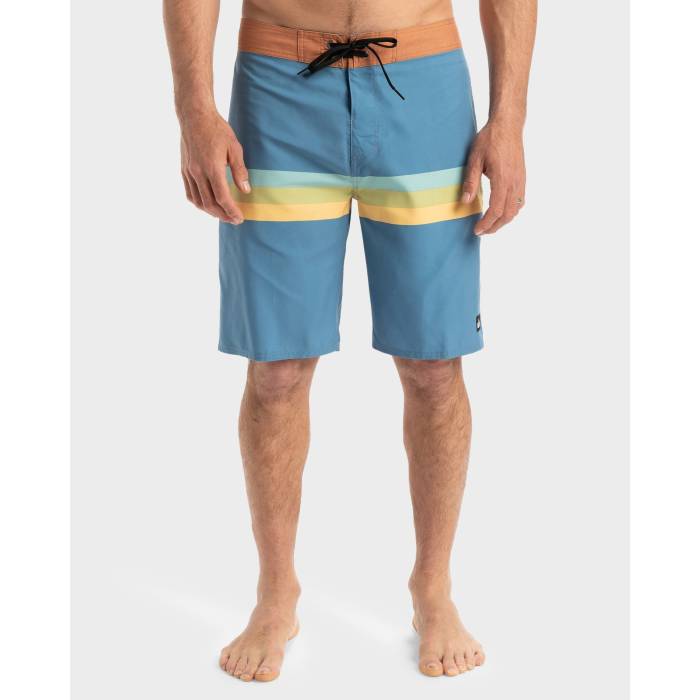 クイックシルバー Quiksilver 【 Mens Everyday Straight 20" Boarshorts Mens Coronet Blue Retro Stripe 】 メンズ メンズファッション 水着 メンズ 青色 ブルー レトロ Stripe ストライプ
