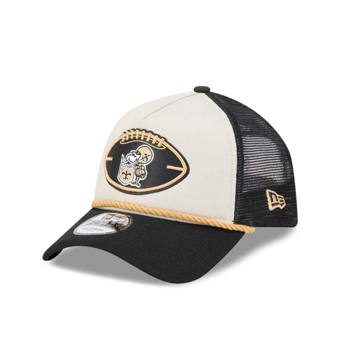 ニューエラ New Era 【 New Orleans Saints Sideline 2024 9Forty A Frame Trucker Snapback Hat Men Black 】 セインツ サイドライン トラッカー Snapback スナップバック バッグ バッグ 小物 ブランド雑貨 帽子 メンズ帽