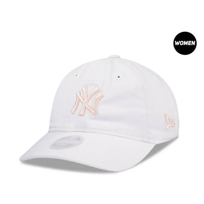 ニューエラ New Era 【 New York Yankees White Apricot Womens 9Twenty Strapback Hat Women White 】..