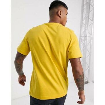 リーボック Tシャツ 黄色 イエロー メンズファッション トップス カットソー 【 REEBOK YELLOW CLASSICS VECTOR TSHIRT IN 】