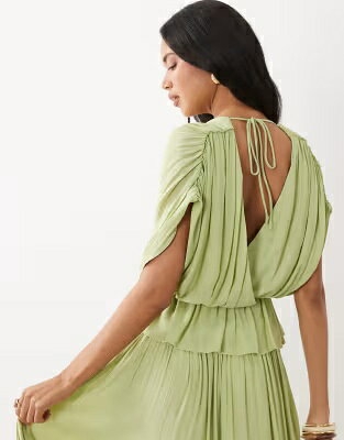 ノンスリーブ 緑 グリーン レディース GINA TRICOT GINA TRICOT LOOSE SLEEVELESS TOP IN LIGHT GREEN - PART OF A SET / LIGHT GREEN