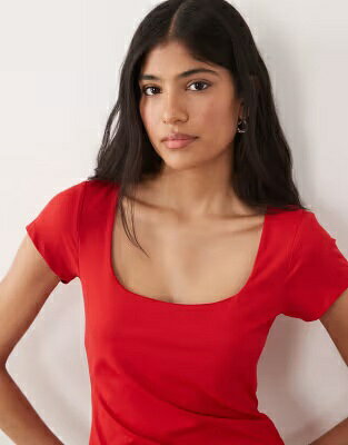 エイソス スリーブ 赤 レッド 半袖 レディース ASOS DESIGN ASOS DESIGN POLYAMIDE SCOOP NECK SHORT SLEEVE TOP IN RED / レディースファッション トップス