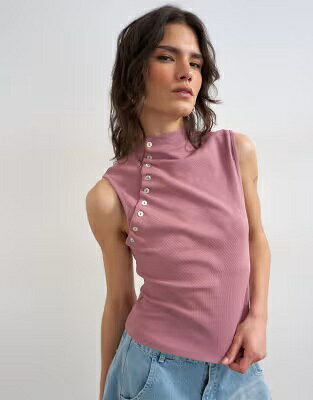 トップショップ ノンスリーブ レディース TOPSHOP ASYMMETRIC BUTTON DETAIL SLEEVELESS TOP IN MAUVE / レディースファッション トップス