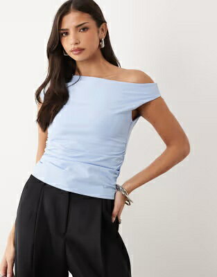 エイソス 青色 ブルー レディース ASOS DESIGN ASOS DESIGN OFF SHOULDER RUCHED DETAIL TOP IN BABY BLUE / BABY BLUE レディースファッション トップス