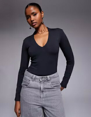 リバーアイランド スリーブ ボディースーツ 黒色 ブラック 長袖 レディース RIVER ISLAND RIVER ISLAND LONG SLEEVE PLUNGE POLYAMIDE BODYSUIT IN BLACK / レディースファッション トップス