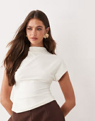 エイソス ハイ キャップ キャップ 帽子 スリーブ クリーム レディース ASOS DESIGN ASOS DESIGN POLYAMIDE HIGH NECK CAP SLEEVE HARDWARE BACK TOP IN CREAM / レディースファッション トップス