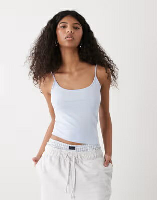 ウィークデイ タンクトップ 青色 ブルー レディース WEEKDAY STRAPPY TANK TOP IN LIGHT BLUE / LIGHT BLUE レディースファッション トップス