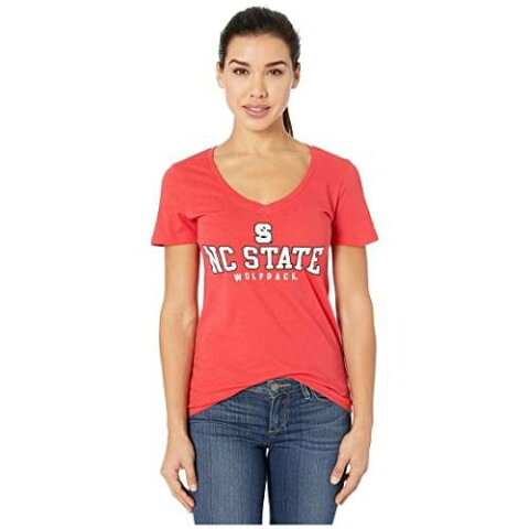 CHAMPION COLLEGE チャンピオン カレッジ スケートボード Vネック Tシャツ 【 STATE CHAMPION COLLEGE NC WOLFPACK UNIVERSITY VNECK TEE SCARLET 2 】 レディースファッション トップス Tシャツ カットソー