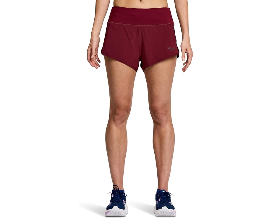 サッカニー ショーツ ハーフパンツ 2.5" レディース 【 SAUCONY OUTPACE SPLIT SHORTS / 】 ブーツ