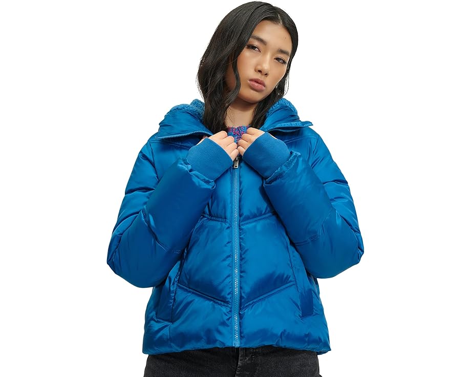 AO WPbg pt@[WPbg fB[X y UGG RONNEY CROPPED PUFFER JACKET / z