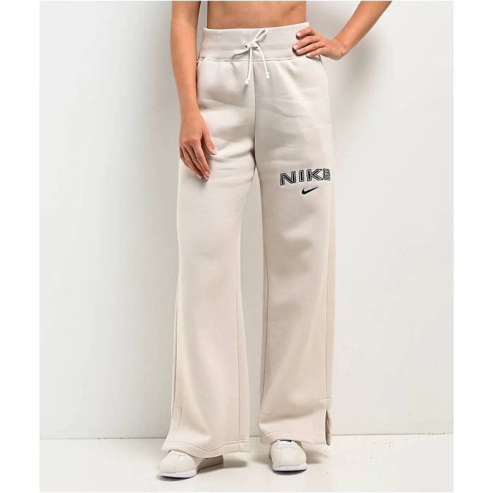 ʥ Nike  Sportswear Phoenix Fleece Logo Light Orewood High Waist Wide Leg Sweatpants Women's Natural  ե˥å ե꡼  ϥ 󥰥 ǥեå ܥȥॹ ѥ ǥ