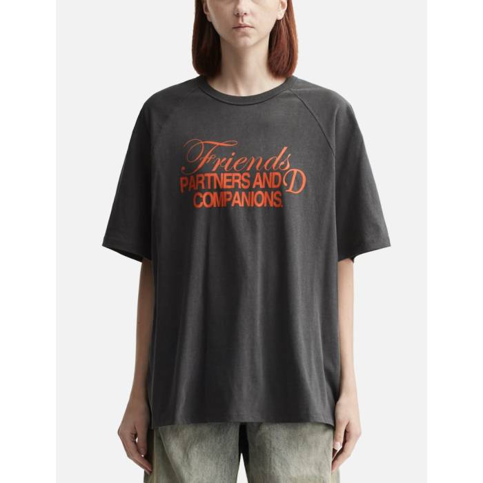 Deinet 【 D & Friends Graphic Overfit T-Shirt Unisex Charcoal 】 グラフィック Tシャツ ユニセックス チャコール