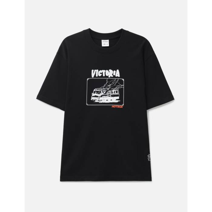 Rakuten - Victoria 【 Hotbox Short Sleeves T-Shirt Men Black 】 Tシャツ メンズ 黒色 ブラック