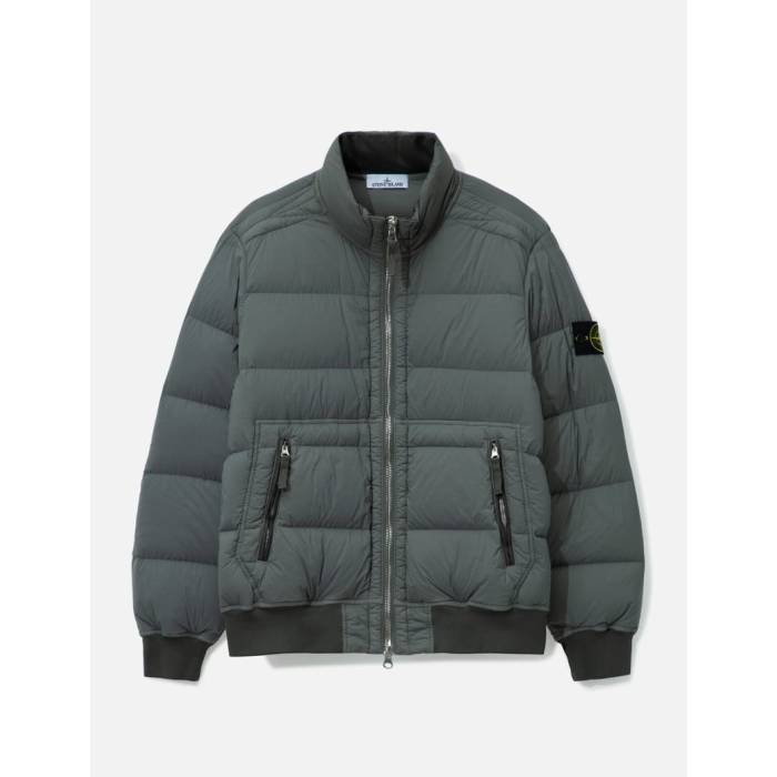 ブランド名Stone Island性別Men(メンズ)商品名Seamless Tunnel Nylon Down-Tc Bomber Jacketカラー・Grey