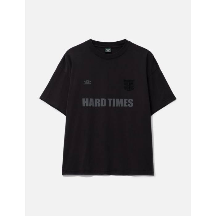 アンブロ Umbro 【 Hard Times T Shirt Men Washed Black 】 メンズ 黒色 ブラック