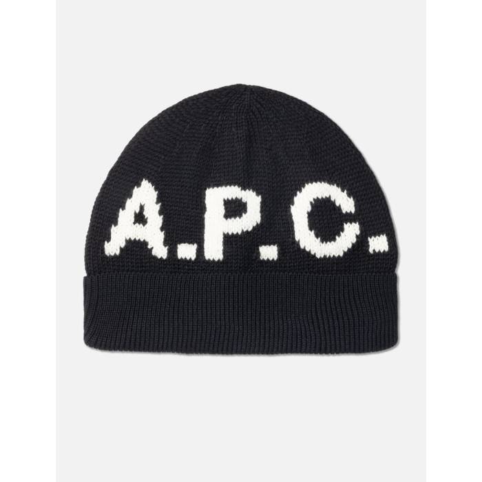 ブランド名A.p.c.商品名Logo BeanieカラーNULL■ Logo Beanie：洗練されたデザインと快適な温もりを纏う、究極のファッションアイテム この度ご紹介いたしますのは、ブランドのアイデンティティを象徴するロゴを配した、プレミアムな「Logo Beanie」でございます。冬の厳しい寒さから頭部を優しく守りながら、洗練されたスタイルを演出する、機能性とデザイン性を兼ね備えた逸品です。カジュアルからストリート、きれいめな着こなしまで、幅広いコーディネートに溶け込み、日常に上質なアクセントを加えます。ユニセックスでお使いいただけるため、ご自身用はもちろん、大切な方へのギフトとしても最適なアイテムです。 ■ 商品説明・スペック：細部に宿るこだわりが織りなす極上の快適性 「Logo Beanie」は、その名の通り、ブランドのロゴが印象的にあしらわれたニット帽です。単なる防寒具にとどまらない、ファッションアイテムとしての存在感を放ちます。 ・素材の選定： 厳※画像はイメージです