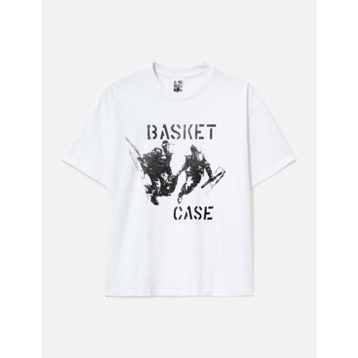 Basketcase 【 Cause For Alarm T-Shirt Unisex White 】 Tシャツ メンズファッション トップス Tシャ..