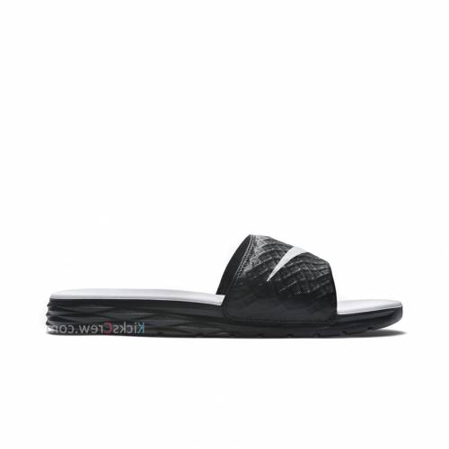 ナイキ レディース ベナッシ サンダル スリッパ 黒色 ブラック 白色 ホワイト WOMEN'S 【 NIKE BENASSI SOLARSOFT W SPORTS SLIPPERS BLACK WHITE 705475010 】