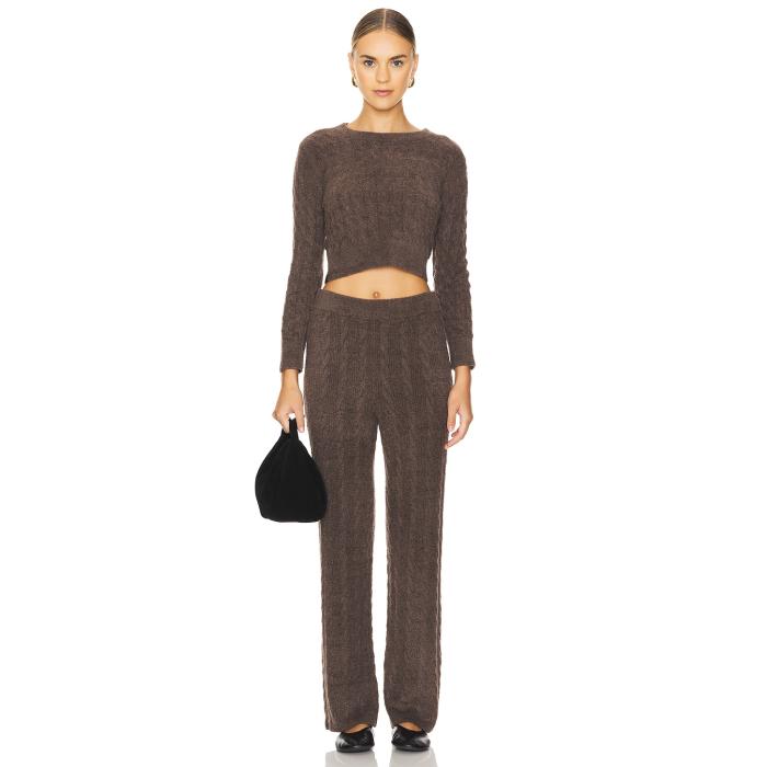 Barefoot Dreams 【 X Revolve Cozychic Lite Cable Pullover & Pant Set Women 】 ライト パンツ レディースファッション オールインワン サロペット レディース