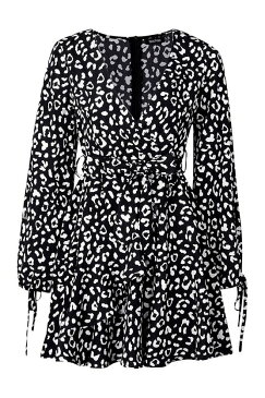ブーフー ネクタイ スリーブ ヒョウ柄 レオパード ドレス 黒色 ブラック レディース 【 SLEEVE BOOHOO RUFFLE FRONT TIE LEOPARD PRINT TEA DRESS BLACK 】