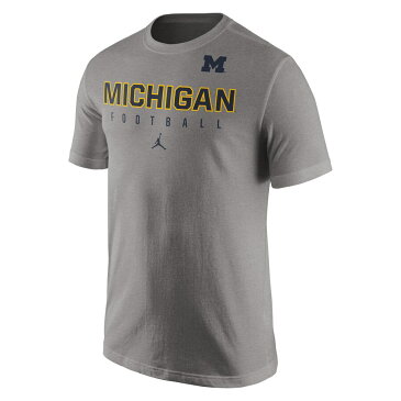 JORDAN BRAND ミシガン プラクティス Tシャツ 【 MICHIGAN WOLVERINES FOOTBALL PRACTICE TSHIRT GRAY 】 メンズファッション トップス カットソー 送料無料