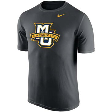 ナイキ NIKE マーケット イーグルス レジェンド ロゴ サイドライン パフォーマンス Tシャツ 【 LEGEND NIKE MARQUETTE GOLDEN EAGLES LOGO SIDELINE PERFORMANCE TSHIRT ANTHRACITE 】 メンズファッション トップ