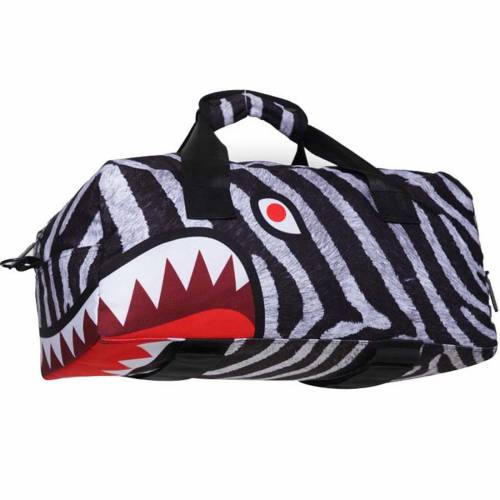 スプレーグラウンド スプレーグラウンド ミッド ダッフル バッグ 白色 ホワイト 黒色 ブラック メンズ 【 SPRAYGROUND ZEBRA MID DUFFEL BAG (WHITE / BLACK) WHITE BLACK 】 メンズバッグ