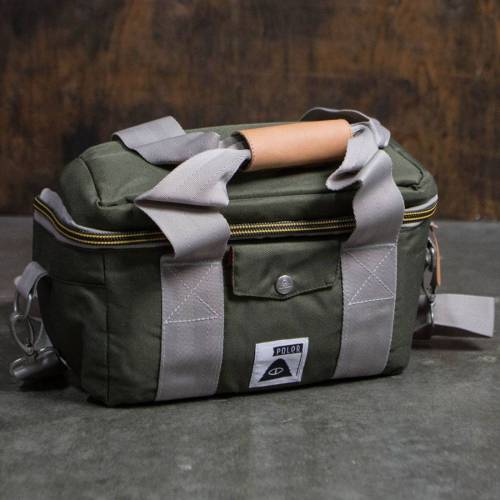 ポーラー カメラバッグ ポーラー カメラ バッグ オリーブ メンズ 【 POLER CAMERA COOLER BAG (OLIVE / BURNT) OLIVE BURNT 】 メンズバッグ