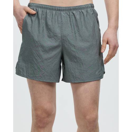 ナイキ ショーツ ハーフパンツ 灰色 グレー ヘザー 銀色 シルバー & メンズ 【 HEATHER SILVER NIKE CHALLENGER SHORTS SMOKE GREY REFLECTIVE 】