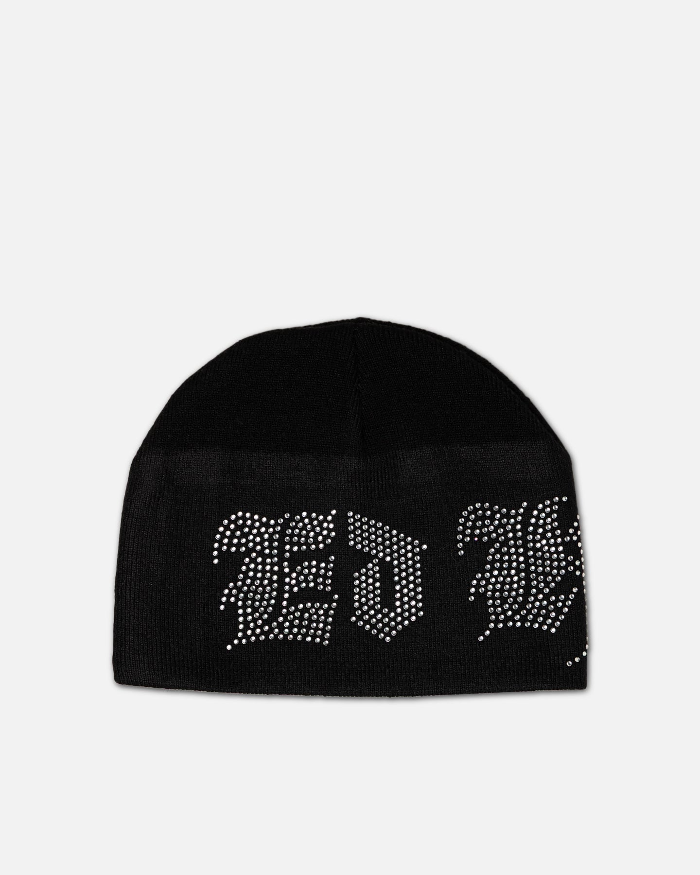 ブランド名ED HARDY性別Unisex(ユニセックス)商品名Ed Hardy Rhinestone Beanie BlackカラーBlackEd Hardy Rhinestone Beanie Black ファッションに敏感な方々へ、個性とスタイルを際立たせる特別なアイテムをご紹介します。Ed Hardy Rhinestone Beanie Blackは、タトゥーアートとストリートカルチャーの融合を象徴する、ブランドならではの魅力が凝縮されたビーニーです。細部にまでこだわり抜かれたデザインと、快適な着用感を兼ね備え、あらゆるシーンであなたの個性を輝かせます。 ■ 商品説明・スペック Ed Hardy Rhinestone Beanie Blackは、その名の通り、ブランドのアイコニックなグラフィックと煌めくラインストーンが特徴的なブラックカラーのビーニーです。 ・**デザイン**: フロントにはEd Hardyの象徴的なロゴやモチーフが、精巧なラインストーンで大胆かつ繊細に表現されています。ブラックの生地に施されたラインストーンは、光を受けるたびにさりげなく輝き、顔周りに華やかさとラグジュアリーなアクセントをもたらします。シンプルながらも強い存在感を放つデザインは、周囲の視線を引きつけることでしょう。 ・**素材**: 上質なアクリルまたはウール混紡素材を使用しており、柔らかく肌触りの良い質感が特徴です。優れた保温性を備えながらも、通気性にも配慮されているため、快適な着用感を一日中お楽しみいただけます。また、伸縮性にも富んでおり、様々な頭のサイズに自然にフィットし、締め付け感のない心地よさを提供します。長時間の着用でもストレスを感じさせないよう、細部まで配慮された設計です。 ・**サイズ**: ユニセックスでお使いいただけるフリーサイズ展開となっております。男女問わず幅広い方にご愛用いただけ、プレゼントとしても最適なアイテムです。頭部に優しくフィットし、安定感のある着用感を提供します。 ・**機能性**: 秋冬の冷たい風から頭部をしっかりと保護する防寒アイテムとして機能するだけでなく、日常のスタイリングに洗練されたエッジを加えるファッションアクセサリーとしても活躍します。実用性とデザイン性を兼ね備えた、まさに理想的な逸品です。 ■ Ed Hardy（エド・ハーディー）ブランドの特徴と歴史 Ed Hardyは、タトゥー界の巨匠ドン・エド・ハーディーのアートワークと、ファッションデザイナーのクリスチャン・オードジェーの独創的なセンスが融合して誕生した伝説的なブランドです。 ・**ブランドコンセプト**: 「タトゥーアートをラグジュアリーファッションへと昇華させたパイオニア的存在」として、世界中のファッションシーンに大きな影響を与えてきました。反骨精神と自由な表現を根底に持ちながら、洗練されたデザインでストリートファッションに新たな風を吹き込みました。 ・**歴史**: 2000年代にセレブリティがこぞって愛用したことで一躍世界的ブランドへと成長し、その独特の世界観は、音楽、アート、ファッションの垣根を越え、多くの人々に影響を与え続けています。ドン・エド・ハーディーの膨大なアートアーカイブからインスパイアされたデザインは、一つ一つのアイテムに魂を吹き込み、身につける人に特別な満足感を与えます。 ・**こだわり**: エネルギッシュで大胆なグラフィックと、繊細な刺繍やラインストーンを駆使した装飾が特徴です。Ed Hardyの製品は、単なる衣料品ではなく、身につけるアート作品として、その存在感を際立たせています。高品質な素材と熟練の職人技によって生み出されるアイテムは、長くご愛用いただける耐久性も兼ね備えています。 ■ 洗練されたデザインと快適な着用感 Ed Hardy Rhinestone Beanie Blackは、視覚的な魅力だけでなく、着用する際の快適さにも徹底的にこだわっています。 ・**デザインの魅力**: ブラックのミニマルなベースカラーに、Ed Hardyのアイコニックなデザインと煌めくラインストーンが施されることで、奥行きと表情豊かな仕上がりとなっています。ラインストーンは、光の当たり方によって繊細に、時に大胆に輝き、顔周りを華やかに彩ります。この煌めきは、シンプルながらも個性的なEd Hardy Rhinestone Beanie Blackに、ラグジュアリーな魅力を添えています。 ・**着用感の快適さ**: 軽量でありながら保温性に優れ、寒い季節の外出時も暖かく快適に過ごせます。また、肌触りの良い素材と適度な伸縮性により、頭部に優しくフィットし、締め付けすぎないストレスフリーな着用感を実現しました。ファッション性と実用性を高次元で両立させた、まさに理想のビーニーと言えるでしょう。 ■ 利用シーン・シチュエーション Ed Hardy Rhinestone Beanie Blackは、その汎用性の高さから、多岐にわたるシーンで活躍します。 ・**日常使い**: 友人とのカフェタイム、ショッピング、散歩など、カジュアルな普段使いに最適なアイテムです。普段の装いにプラスするだけで、手軽に個性を演出できます。 ・**イベントシーン**: 音楽フェスやクラブイベント、ライブ、ストリートダンスの発表会など、個性と存在感をアピールしたい特別なシーンにも最適です。人混みの中でも際立つこと間違いなしです。 ・**スポーツ・レジャー**: ウィンタースポーツのアフタースキーや、スケートボード、ダンスといったアクティブなシーンでも、スタイリッシュなアクセントとなります。寒い季節のアウトドア活動にもおすすめです。 ・**旅行**: 旅行先での防寒対策や、写真映えするアイテムとしてもおすすめです。シンプルなコーディネートに一つ加えるだけで、旅先の思い出をさらに魅力的に彩ります。 ・**季節を問わず**: 秋冬の防寒対策としてはもちろんのこと、春先の肌寒い日や、夏のエアコンが効いた室内での冷え対策としてもご活用いただけます。一年を通してファッションのアクセントとしてお楽しみください。 ■ コーディネート・合わせ方の提案 Ed Hardy Rhinestone Beanie Blackは、様々なスタイルにマッチし、あなたのコーディネートの幅を広げます。 ・**ストリートスタイル**: デニムジャケットやパーカー、ワイドパンツにスニーカーといった定番のストリートスタイルにEd Hardy Rhinestone Beanie Blackを加えることで、ワンランク上のクールでエッジの効いた印象に仕上がります。足元にはボリュームのあるスニーカーを合わせると、全体のバランスが引き締まります。 ・**カジュアルスタイル**: シンプルなセーターやTシャツ、シャツなどのカジュアルなトップスにこのビーニーを合わせるだけで、手軽に個性をプラスできます。アウターにはレザージャケットやMA-1、スタジャンなどを合わせると、より洗練された印象になります。 ・**モノトーンコーデのアクセント**: ブラックのワントーンコーデや、グレー、ホワイトを基調としたモノトーンの装いに取り入れれば、ラインストーンの輝きが際立ち、重くなりがちな冬の装いに華やかさを添えます。洗練された大人のストリートスタイルを演出できます。 ・**色のアクセント**: 敢えてシンプルな服装にEd Hardy Rhinestone Beanie Blackを一点投入することで、全体のバランスが引き締まり、ファッションセンスの高さが光ります。鮮やかなカラーのアウターや小物との組み合わせもおすすめです。 ・**ユニセックスコーデ**: 男女問わずお使いいただけるデザインのため、カップルや友人とのペアルック、シェアアイテムとしても最適です。ジェンダーレスなファッションを楽しみたい方にもおすすめです。 ■ ターゲットユーザー・おすすめの人 Ed Hardy Rhinestone Beanie Blackは、以下のような方々に特におすすめしたいアイテムです。 ・**Ed Hardyのファンの方**: ブランドのユニークな世界観を愛する方、最新コレクションのアイテムをお探しの方に心からお勧めいたします。Ed Hardyの魅力を存分に感じられる逸品です。 ・**個性的なファッションを好む方**: 他人とは違う、自分らしいスタイルを追求したい方に最適です。このビーニーは、その強い個性を最大限に引き出し、周囲と差をつけたい方におすすめです。 ・**ストリートファッション愛好家**: 都会的でエッジの効いたストリートスタイルを好む方々にとって、欠かせないアイテムとなるでしょう。普段のコーディネートを格上げしたい方にぴったりです。 ・**ラインストーンの輝きに魅了される方**: さりげない輝きを日常に取り入れたい方、顔周りを明るく華やかに見せたい方にぴったりです。上品な輝きが、あなたの魅力を引き立てます。 ・**防寒性とファッション性を両立させたい方**: 寒い季節でもおしゃれを諦めたくない、機能性とデザイン性を兼ね備えたアイテムをお探しの方に最適です。暖かさとスタイリッシュさを両立させます。 ・**ユニセックスアイテムをお探しの方**: ジェンダーレスなファッションを楽しみたい方にも、Ed Hardy Rhinestone Beanie Blackは最適な選択肢です。性別を問わず、様々な方にフィットします。 ■ Ed Hardy Rhinestone Beanie Blackを選ぶメリット・魅力 このビーニーを選ぶことで、あなたは単なる防寒具以上の価値を手に入れることができます。 ・**個性の表現**: Ed Hardyの唯一無二のアートワークと、ラインストーンの輝きが、あなたの強い個性を最大限に表現します。自分らしさをアピールしたい方に最適なアイテムです。 ・**高いデザイン性とブランド価値**: タトゥーアートの巨匠の哲学が息づくデザインは、単なる防寒具を超えた芸術作品としての価値を持ちます。Ed Hardyというブランドが持つ歴史とストーリーも、あなたのファッションに深みを与えます。 ・**防寒性とファッション性の両立**: 寒い季節も暖かく快適に過ごせる機能性と、周りと差をつけるスタイリッシュなデザインを両立します。機能性とデザイン性の両方を重視する方には、まさに理想のアイテムです。 ・**多様なシーンでの活躍**: 日常使いから特別なイベントまで、幅広いシチュエーションであなたの魅力を引き立てます。一つ持っているだけで、様々なコーディネートに対応できます。 ・**ギフトにも最適**: ファッションにこだわりを持つ大切な方への贈り物としても大変喜ばれるでしょう。ユニセックスなデザインで、性別を問わず贈ることができ、特別なメッセージを伝えるアイテムとなります。 Ed Hardy Rhinestone Beanie Blackは、あなたのファッションを次のレベルへと引き上げる特別なアイテムです。この機会に、Ed Hardyの世界観をぜひご体感ください。※画像はイメージです