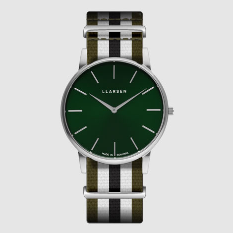 LLARSEN CAROLINE OLIVER（LW47）Steal with 100% PET NATO strap Forest green dial Made in Denmark 正規輸入代理店 エルラーセン 北欧 上品 デザイン ミニマル シンプル ベーシック ギフト グリーン アウトドア LL147SFOWB　雑誌掲載