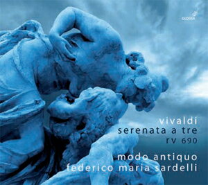 品　番：GCD-924602発売日：2022年09月30日発売出荷目安：2〜5日□「返品種別」について詳しくはこちら□品　番：GCD-924602発売日：2022年09月30日発売出荷目安：2〜5日□「返品種別」について詳しくはこちら□CDアルバム歌劇発売元：輸入盤※海外メーカー都合により、商品内容が急遽変更となる場合がございます。※発売日は現地の発売日です。※日本語ブックレット等は付属しておりません。※輸入盤のため、ケースやジャケットに若干の傷や汚れがある場合がございます。予めご了承下さい。フェデリコ・マリア・サルデッリ＆モード・アンティクォ！Glossa第2弾はヴィヴァルディのセレナータ RV690！ヴィヴァルディの謎めいたセレナータを再現イタリアのフルーティスト＆指揮者、そして音楽学者、歴史家としても高名で、これまでヴィヴァルディの新発見の作品など数々の貴重なアルバムを送り出してきたフェデリコ・マリア・サルデッリが、自身が創設した古楽オーケストラ「モード・アンティクォ」とともに贈るGlossa（グロッサ）録音第2弾。セレナータというジャンルは、日本語では小夜曲とも呼ばれ、夜、晴れた空の下（セラーノ）で演奏されることが理想であり、実際にそうされてきました。バロック時代のイタリアのセレナータはオペラ、オラトリオ、室内カンタータなど様々な特徴を共有しています。ヴィヴァルディの『3声のセレナータ RV690』は、冒頭の歌詞「Mio cor, povero cor」から『我が心、哀れな心』などのタイトルでも知られています。唯一現存する資料は、トリノ国立大学図書館に所蔵されている自筆譜で、ヴィヴァルディのセレナータのなかでももっとも知られておらず、ある意味でもっとも謎めいた作品とも言われています。魅力的な羊飼いのアルシンド、妖精のエウリッラとニーチェの3名がアリアとレチタティーヴォの形で展開する愛の物語で、牧歌的に始まり、劇的に幕を閉じます。前作（GCD924601）に続いて、父ジョヴァンニ・グリエルモとともに、親子2代にわって新イタリア合奏団の首席ヴァイオリニストを務めた名手フェデリコ・グリエルモが今回もヴァイオリンで参加。ヴィヴァルディのスペシャリストたちによる『3声のセレナータ RV690』のハイクオリティな新盤にご注目ください！日本語曲目表記オビ付き【演奏】フェデリコ・マリア・サルデッリ（指揮）モード・アンティクォ、エリーザベト・ブロイアー（ソプラノ/エウリッラ）ソニア・テドラ（ソプラノ/ニーチェ）アレッシオ・トージ（テノール/アルシンド）【録音】2021年8月、ディッフェレンティ劇場（バルガ、イタリア）収録情報ヴィヴァルディ：3声のセレナータ RV690