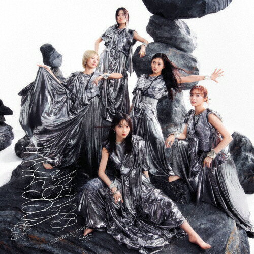 品　番：SRCL-13434/5発売日：2025年10月29日発売出荷目安：1〜2日□「返品種別」について詳しくはこちら□品　番：SRCL-13434/5発売日：2025年10月29日発売出荷目安：1〜2日□「返品種別」について詳しくはこちら□CDシングルポップス発売元：ソニー・ミュージックレコーズTYPE-C/Blu-ray Disc付■初回仕様【1】：応募特典シリアルナンバー■初回仕様【2】：メンバー生写真（各TYPE別・1枚ランダム封入）※Joshinオリジナル特典：ポストカードは終了致しました。咲け、櫻坂 46。13th Single 発売！4月にリリースした2ndアルバム『Addiction』を引っ提げて行った全国ツアー「5th TOUR 2025 "Addiction"」は、東京ドーム3days、京セラドーム大阪2daysのドーム5days公演という坂道グループ史上最大の挑戦を含む全国5カ所11公演を行い、のべ26万人を動員した。さらに、12thシングル『Make or Break』のシングル活動からは9名の四期生が加入し、グループに新たな風を吹き起こしている。勢いに乗り続けた 2025年の集大成ともなる13枚目シングルのリリース。【Blu-ray収録内容】櫻坂46 四期生「First Showcase」 ＜前編＞OPENING特技披露私服ファッションショー収録情報《2枚組 収録数:6曲》DISC1&nbsp;1.Unhappy birthday構文&nbsp;2.Alter ego&nbsp;3.I will be&nbsp;4.Unhappy birthday構文 -OFF VOCAL ver.-&nbsp;5.Alter ego -OFF VOCAL ver.-&nbsp;6.I will be -OFF VOCAL ver.-