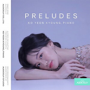 品　番：AGCD-0179発売日：2025年01月21日発売出荷目安：約2週間（品切時1〜2ヵ月)□「返品種別」について詳しくはこちら□品　番：AGCD-0179発売日：2025年01月21日発売出荷目安：約2週間（品切時1〜2ヵ月)□「返品種別」について詳しくはこちら□CDアルバム器楽曲発売元：輸入盤◆国内入荷予定が遅れる場合もございます◆※海外メーカー都合により、商品内容が急遽変更となる場合がございます。※発売日は現地の発売日です。※日本語ブックレット等は付属しておりません。※輸入盤のため、ケースやジャケットに若干の傷や汚れがある場合がございます。予めご了承下さい。韓国におけるシュニトケのスペシャリストコ・ヨンギョンが弾くショパン&シュニトケ!ソウル芸術高校から名門ソウル大学校音楽大学(ソウル大)へと進んだ後に渡米、ミシガン州立大学でも研鑽を積んだ韓国のピアニスト、コ・ヨンギョン(Ko Yeon Kyoung)。ソウル大学校音楽大学の博士課程に在籍した際、「合奏協奏曲」に現れるポリスタイリズム(多様式主義)に衝撃を受け、シュニトケの音楽に魅了されたと語るコ・ヨンギョンは、自身の博士課程の論文として「アルフレート・シュニトケ《五つのアポリズム》の作品分析および象徴的意味の考察」を発表。その内容が非常に高く評価され博士号を取得すると同時に、韓国におけるシュニトケのスペシャリスト、伝道者として注目を集めることとなりました。旧ソ連時代を生きたシュニトケがモスクワ時代の若かりし頃、1954年に作曲した「5つの前奏曲とフーガ」について、"前奏曲"の部分はストーリーテリングと映画音楽の要素が見られ、まるで5本の短編映画を観ているかのよう、"フーガ"は後期の作風に見られる抽象的かつ哲学的な雰囲気と美しさを醸しだしている、と述べるコ・ヨンギョン。シュニトケの音楽に息づく美しさ、光とその裏にある影が表現されている「5つの前奏曲とフーガ」、そして傑作中の傑作であるがゆえ、型にはまることなく様々な音楽的な試みを行い、自分だけの色を盛り込もうとしたというショパンの「24の前奏曲」。それぞれが多彩な色を持つ長短さまざまな30の前奏曲(とフーガ)が集まり、最終的に一つの美しい叙事を構成しています。まさにストーリーテラーと呼ぶに相応しいコ・ヨンギョンという演奏家、ピアニストの"プレリュード"となる美しきアルバム「PRELUDES」が誕生しました。今回、コ・ヨンギョンがレコ—ディングのために選んだピアノは、かつてチョン・ミョンフンが所有していたベーゼンドルファーのモデル290インペリアル。長い時間をかけてピアノと意思疎通を行い、楽器に慣れてきた時に、より多彩な色を表現することが出来るようになったと録音当時を振り返っています。東京エムプラス解説:リュ・テヒョン解説言語:日本語、韓国語日本語解説入り＆日本語曲目表記オビ付き【演奏】コ・ヨンギョン(ピアノ/ベーゼンドルファー290インペリアル)【録音】2022年5月26日&6月3日録音場所:オーディオガイ・スタジオ(通義洞、ソウル、韓国)録音方式:ステレオ(デジタル)収録情報シュニトケ:5つの前奏曲とフーガ(1954)ショパン:24の前奏曲 Op.28(1839)