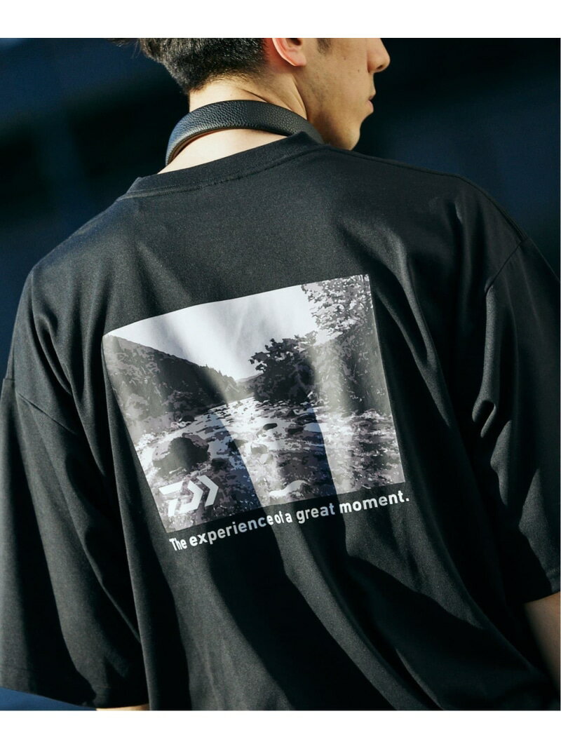 《予約》DAIWA 別注 PHOTO TEE JOURNAL STANDARD relume ジャーナル スタンダード レリューム トップス カットソー Tシャツ ブラック ホワイト【先行予約】 【送料無料】 Rakuten Fashion