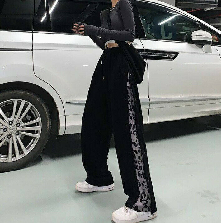 2色 パンツ レディース ワイド カジュアル ヒョウレオパード ボトムス ズボン かっこいい クール ルーズ マニッシュ ハイウエスト モノトーン 黒 ブラック グレー 調節 ボタン サイド 切り替えデザイン バイカラー リラックス おしゃれ